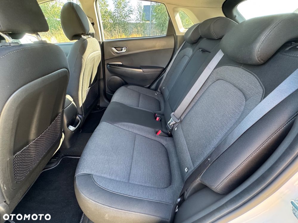 Hyundai Kona Electric 64kWh Executive - 14