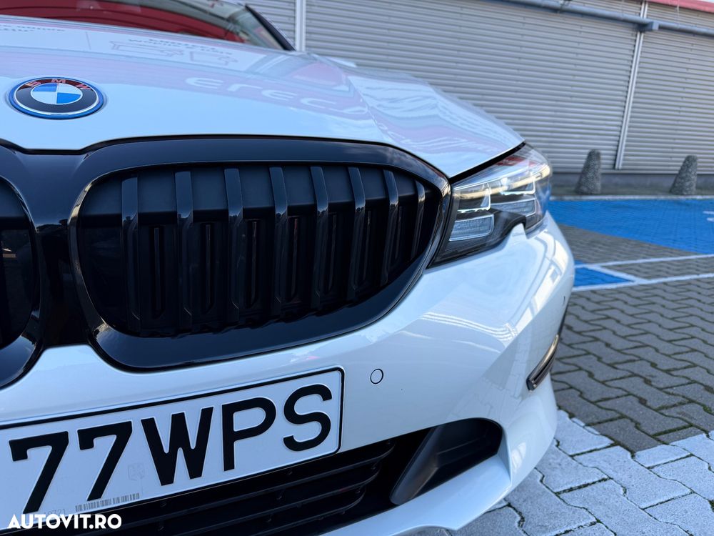 BMW Seria 3 330e AT PHEV - 13