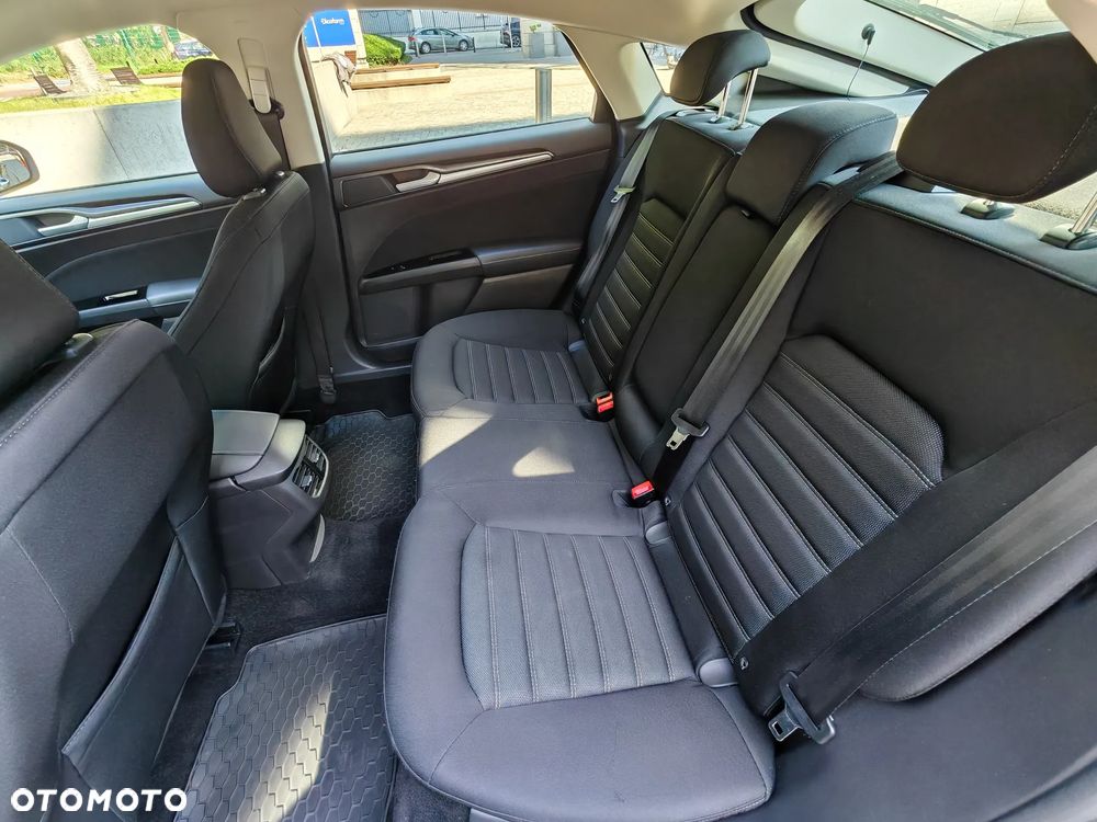 Ford Mondeo 2.0 EcoBlue Trend - 19