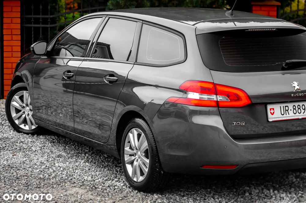 Peugeot 308 BlueHDi 130 EAT8 Allure - 8