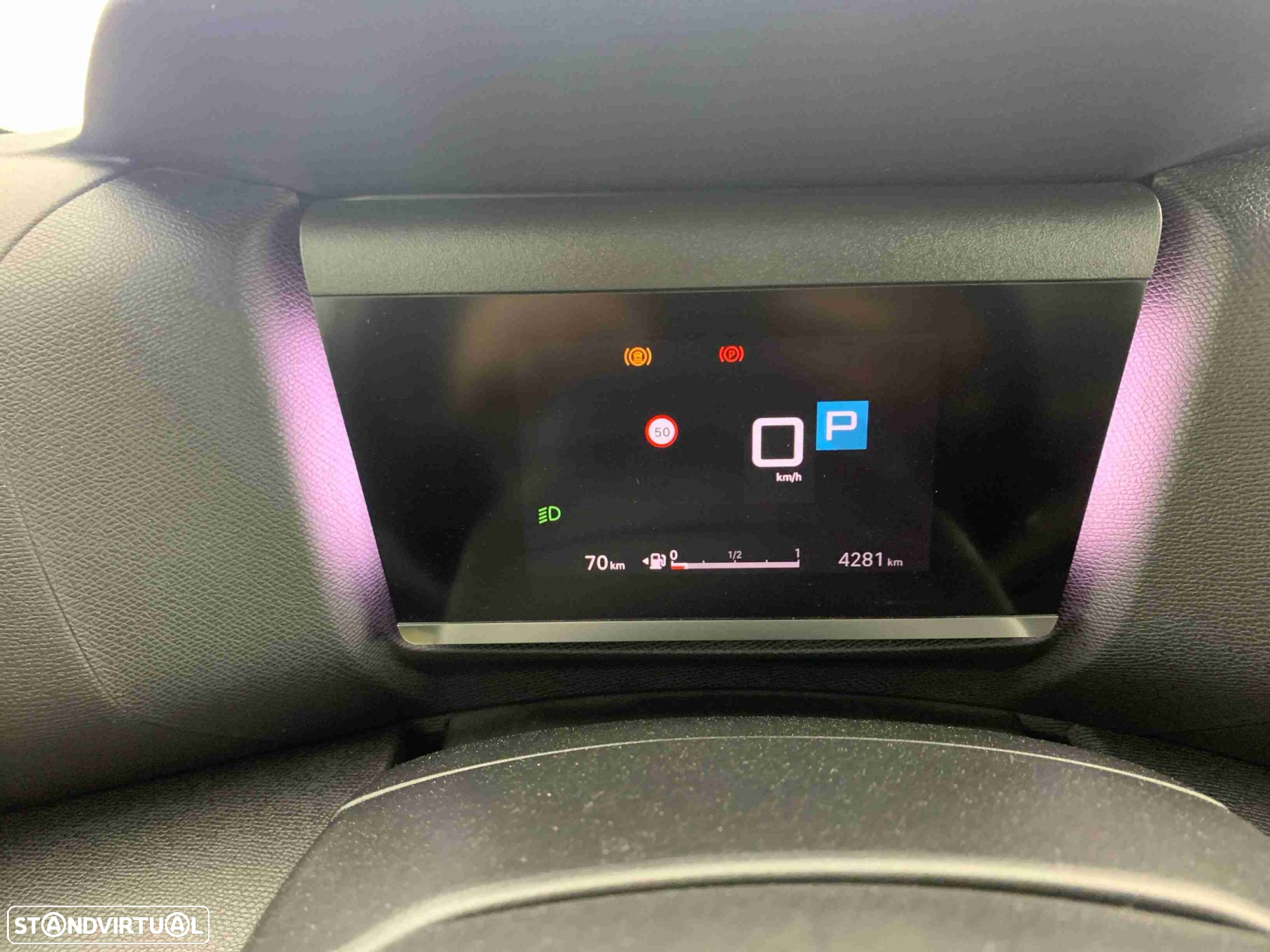 Citroën C4 X 1.2 PureTech Plus EAT8 - 8