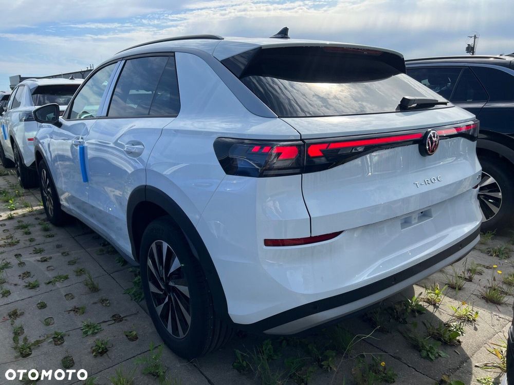 Volkswagen T-Roc 1.5 eTSI Life DSG - 4