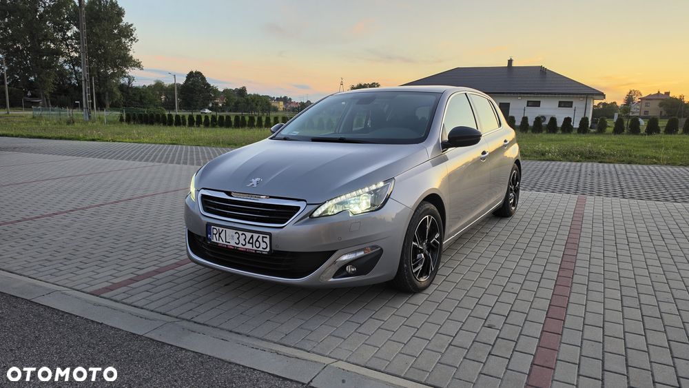Peugeot 308 ver-1-6-e--hdi-allure-s-s - 1