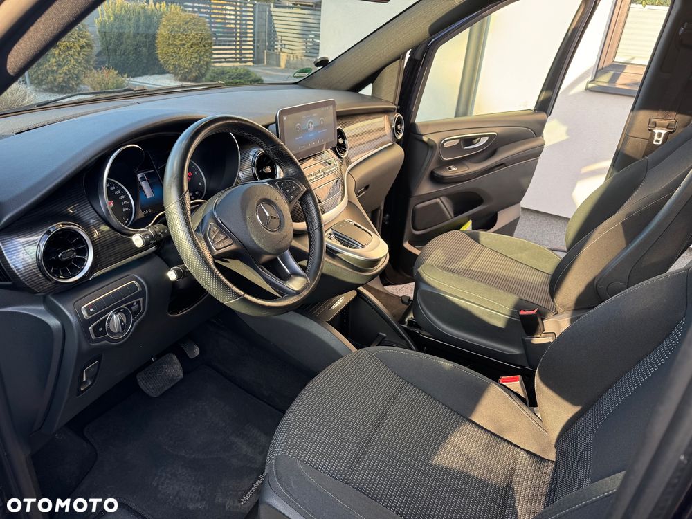 Mercedes-Benz Klasa V 300 d kompakt 9G-TRONIC Special Edition Style - 8