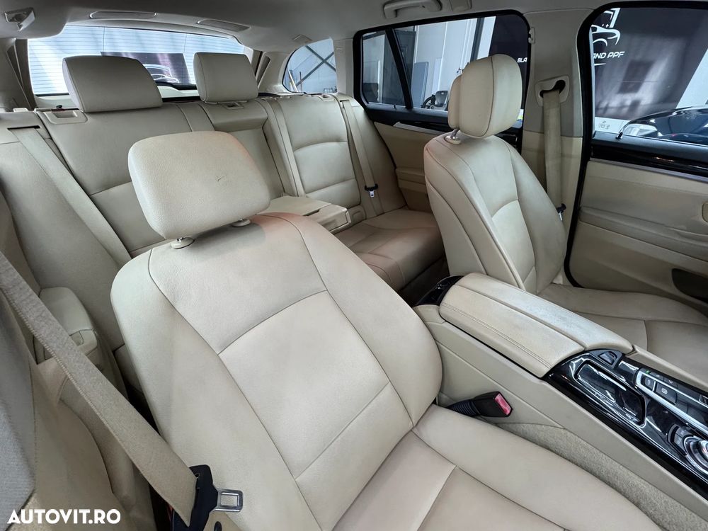 BMW Seria 5 530d xDrive - 6