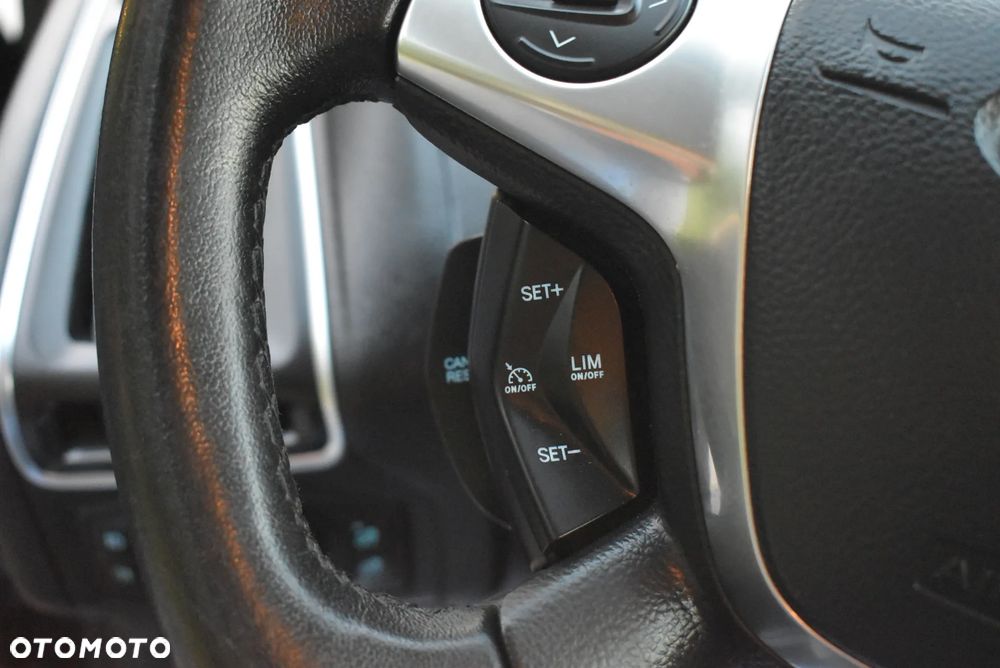 Ford Focus 1.0 EcoBoost Titanium - 31
