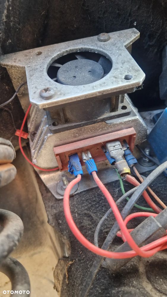 LIGIER NOVA REGULATOR NAPIĘCIA - 1