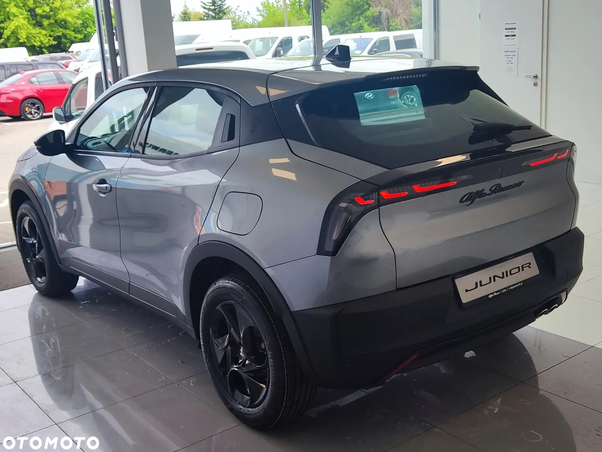 Alfa Romeo Junior 1.2 mHEV Ibrida eDCT - 13