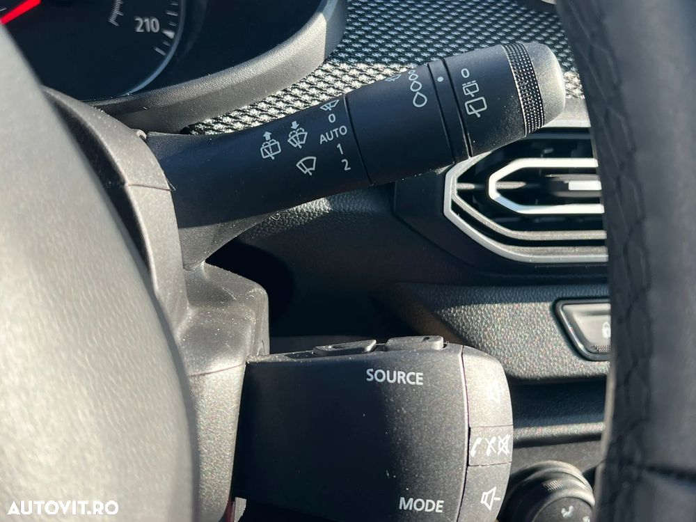 Dacia Sandero TCe 90 MT5 Expression - 18