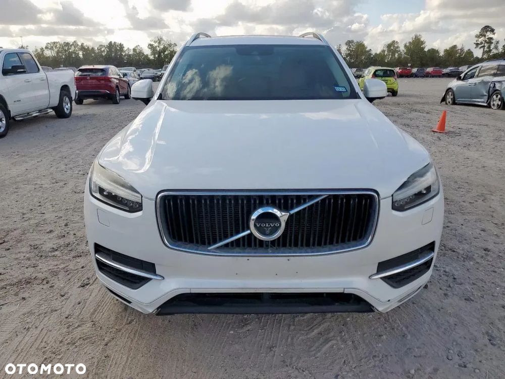 Volvo XC 90 T6 AWD Geartronic Momentum - 4