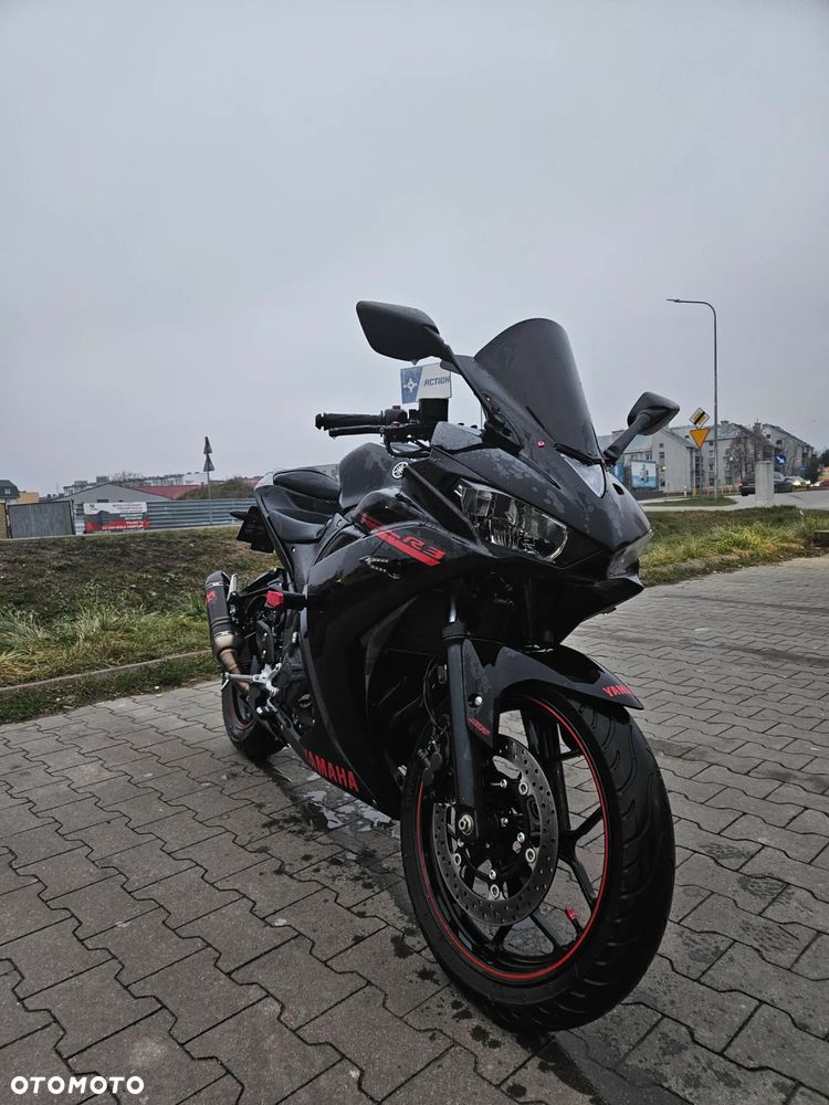 Yamaha R3 - 12