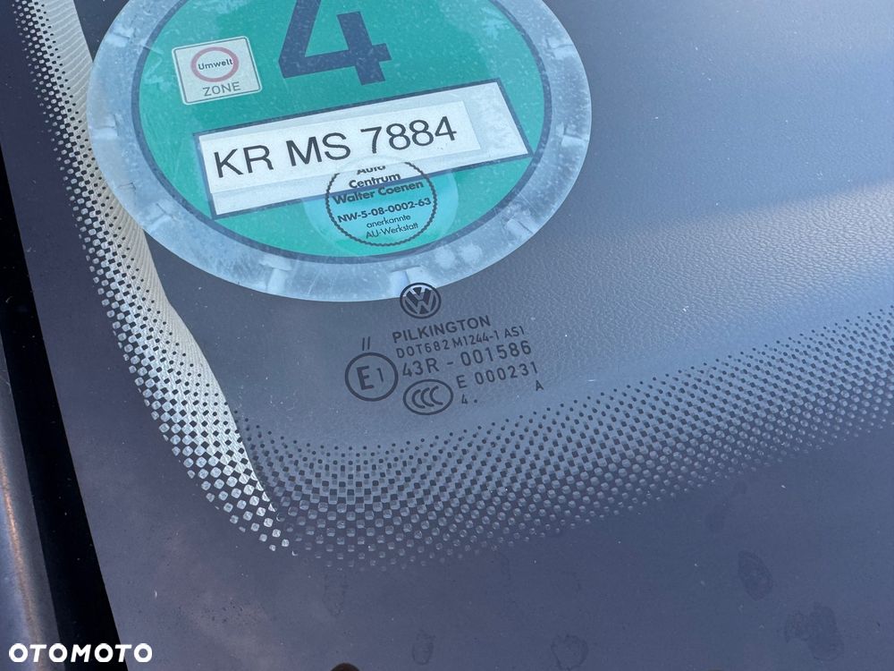 Volkswagen Golf 2.0 TDI BlueMotion Technology Cup - 38