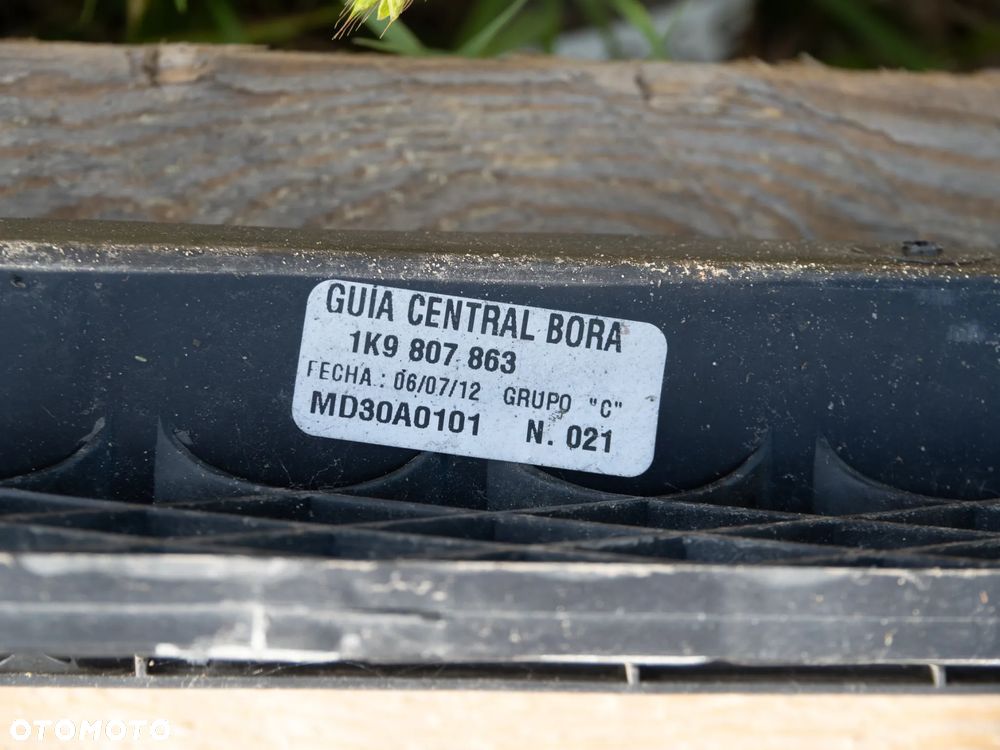 Ślizg listwa zderzaka tył tylna VW Golf VI Kombi 1K9807863 - 6