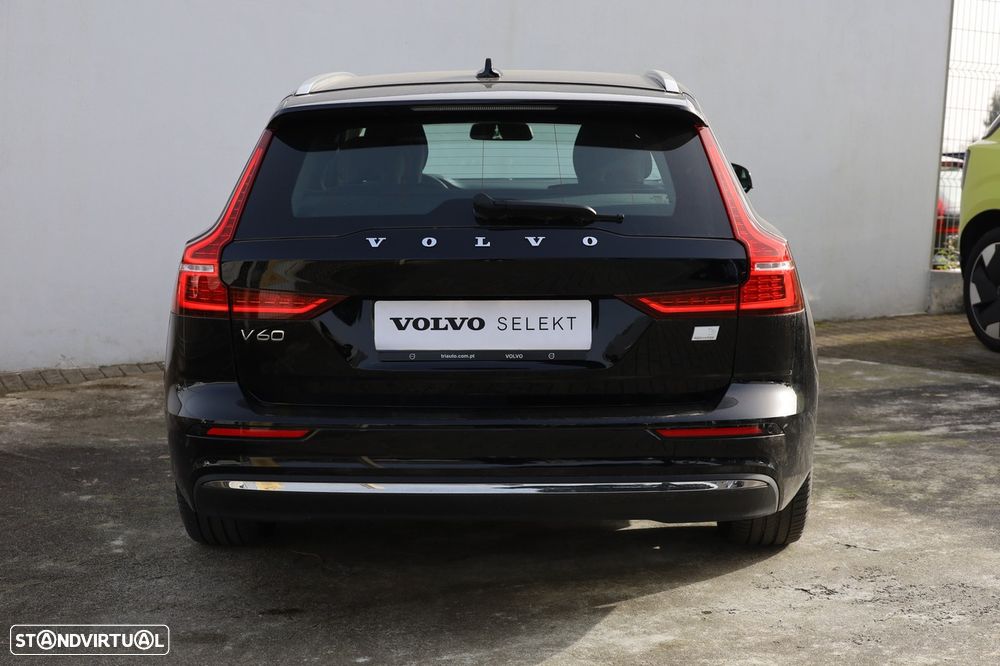 Volvo V60 2.0 T6 AWD TE Essential - 3