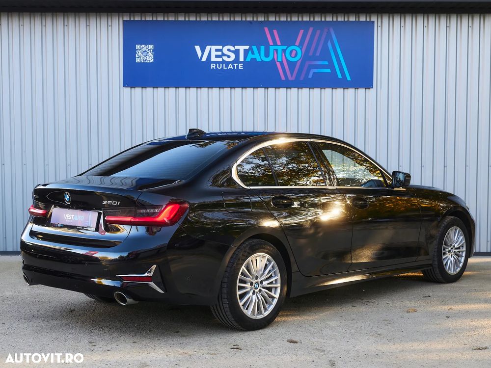 BMW Seria 3 320i xDrive AT - 13