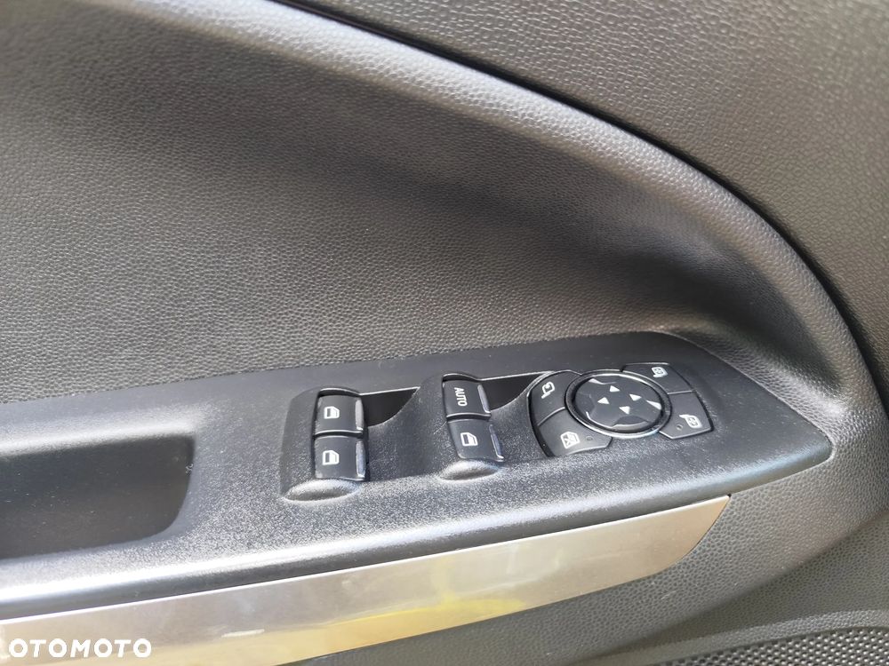 Ford EcoSport 1.0 EcoBoost ST-LINE - 16