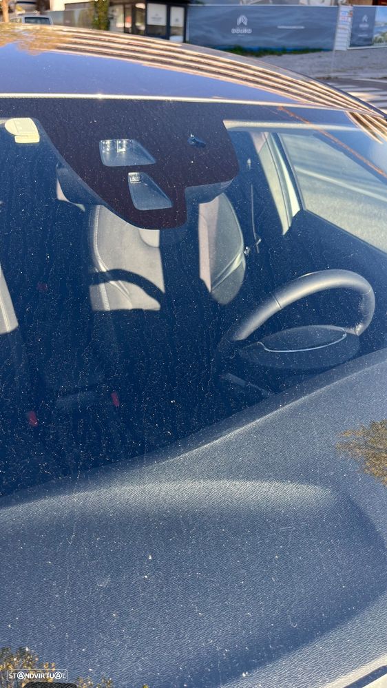 Volvo V40 2.0 D3 Momentum Geartronic - 19