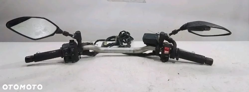 HONDA CB1000R SC60 KIEROWNICA PRZEŁĄCZNIK POMPKA HAMULCA SPRZĘGŁA LUSTERKO - 4