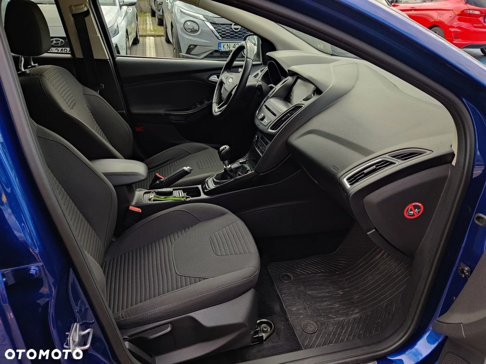 Ford Focus 1.0 EcoBoost Titanium - 18