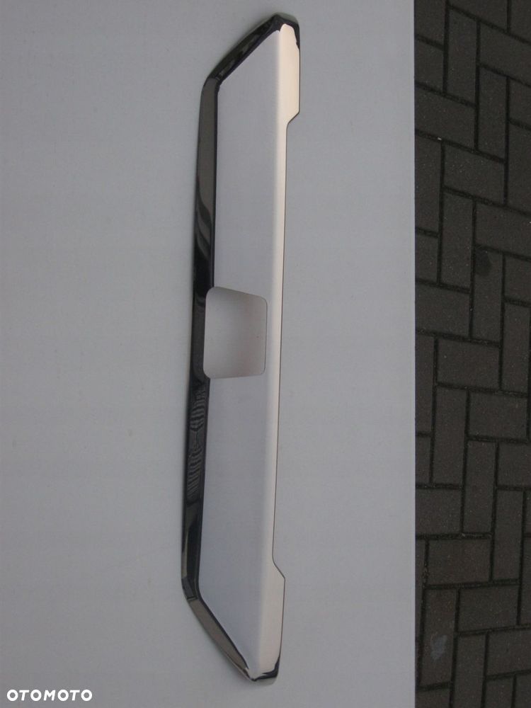 LISTWA BLENDA kamera FORD CUSTOM - 2