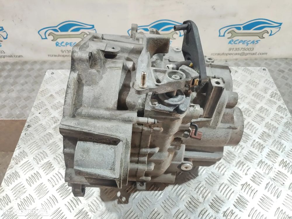 Caixa 6 Velocidades Manual VWAG VAG - 2.0 TFSI 16v 210cv CCZB - KZS - VW Volkswagen Golf VI GTI VW Volkswagen Golf V GTI Seat Leon 1P VW Volkswagen Passat B6 CC - 8