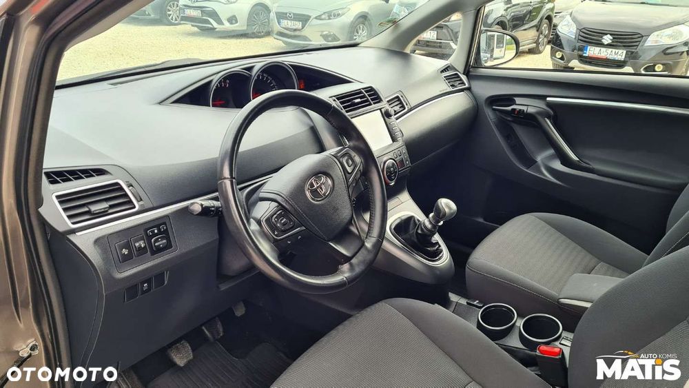Toyota Verso - 17