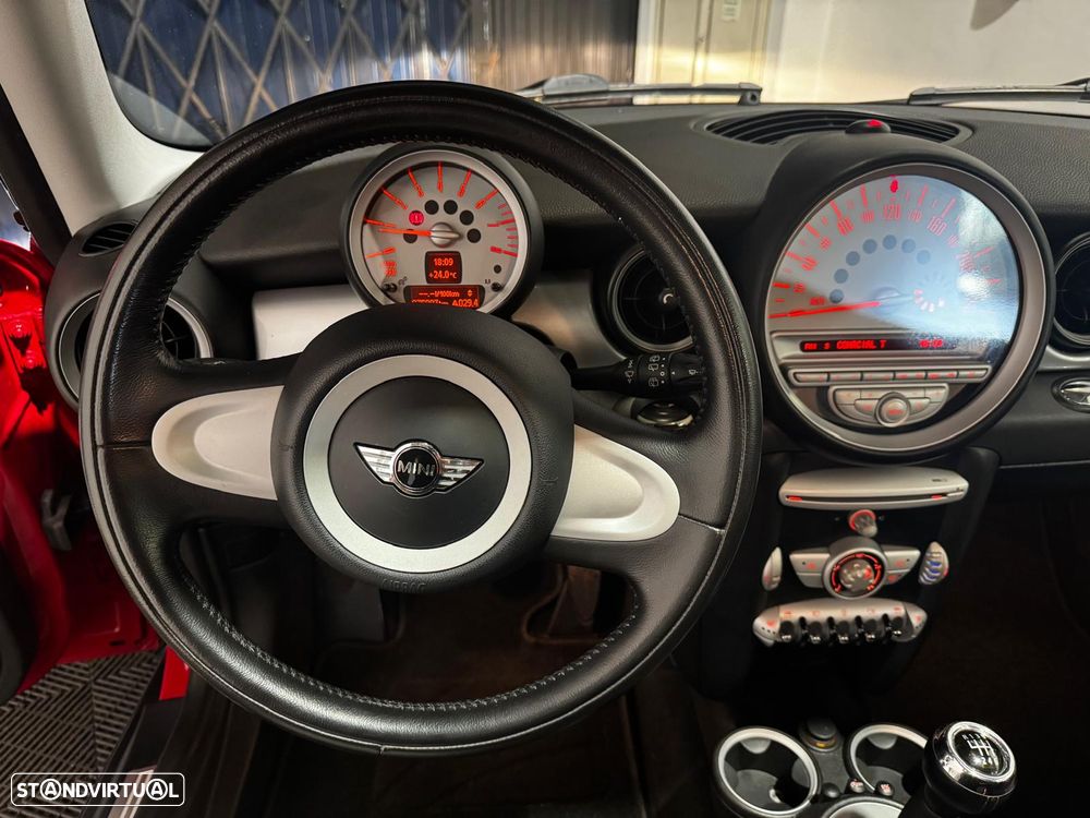MINI 3 Portas One 1.4 - 16