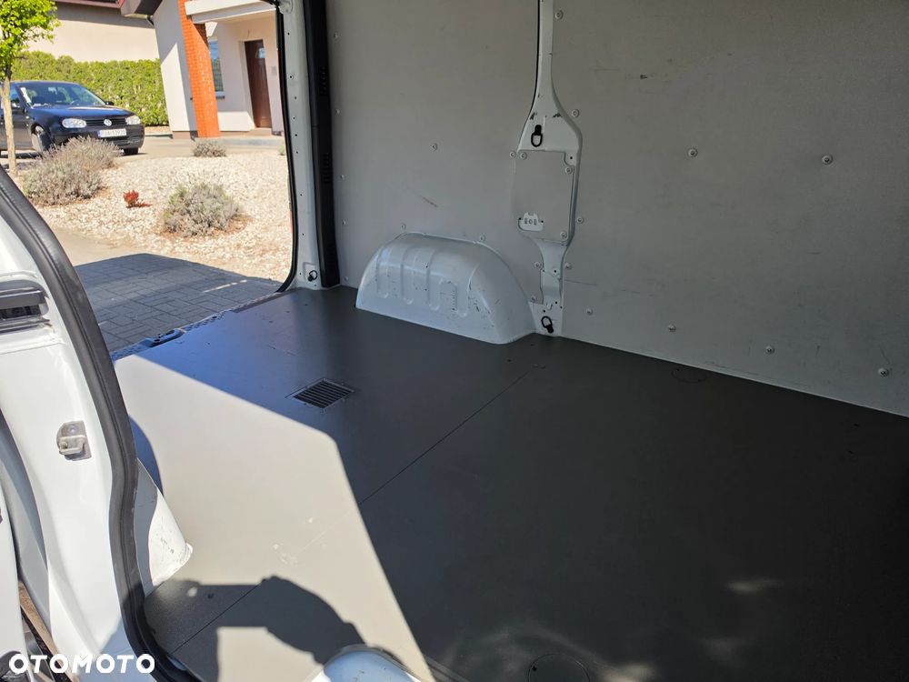 Renault Trafic - 6