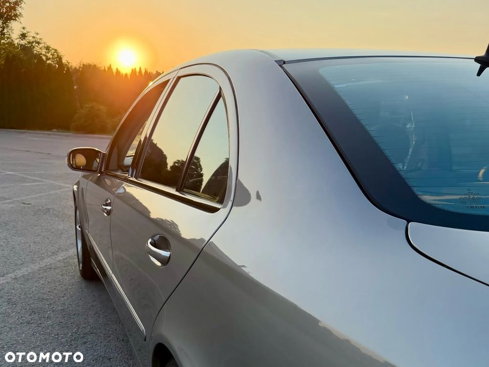 Mercedes-Benz Klasa E 500 Avantgarde - 15