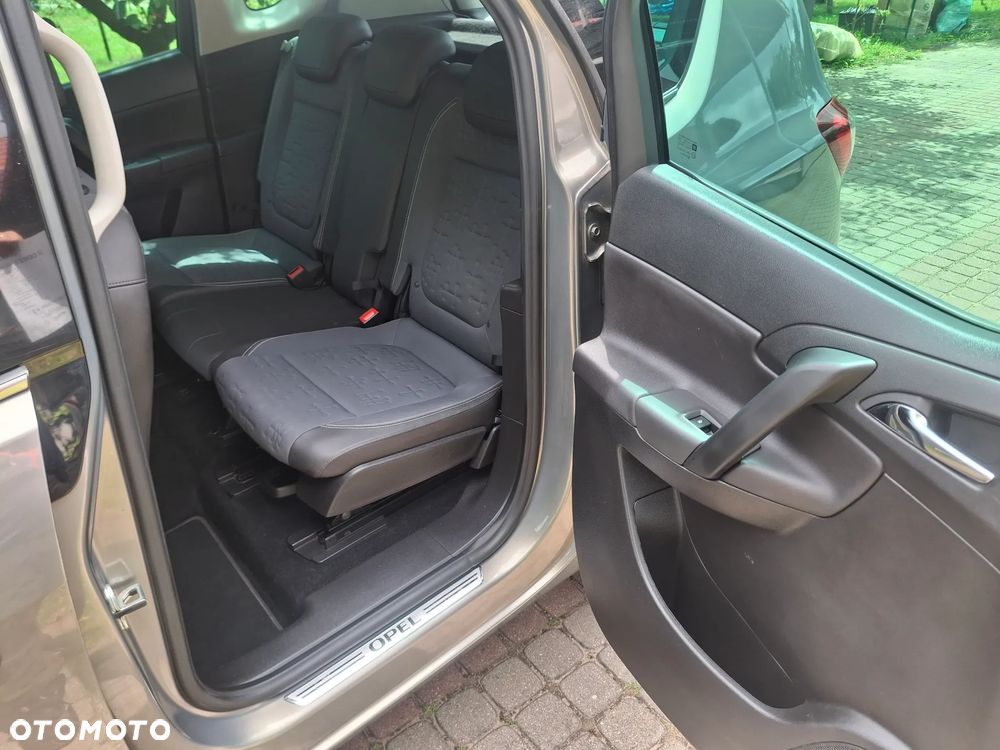 Opel Meriva 1.4 T Cosmo - 22