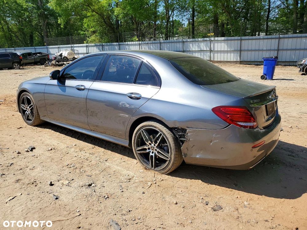 Mercedes-Benz Klasa E 350 CGI BlueEFFICIENCY 7G-TRONIC - 3