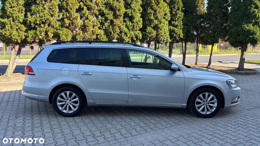 Volkswagen Passat 2.0 TDI BlueMotion Technology Highline - 22