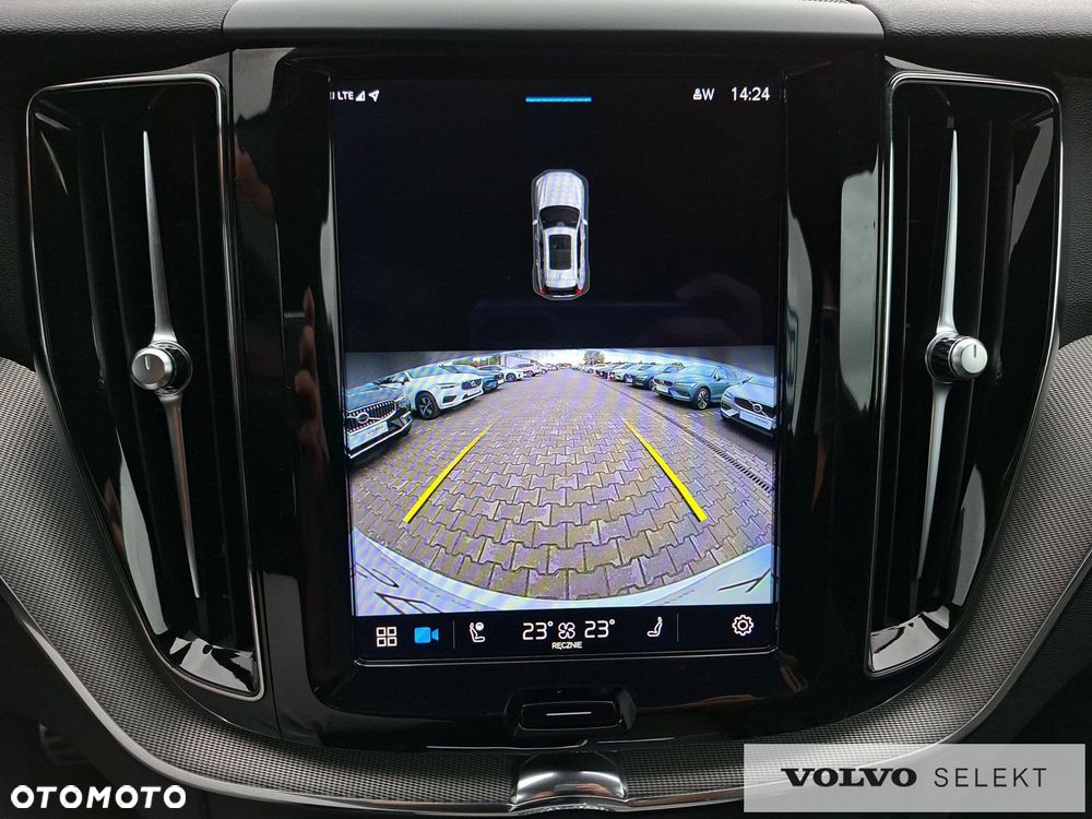 Volvo XC 60 - 22