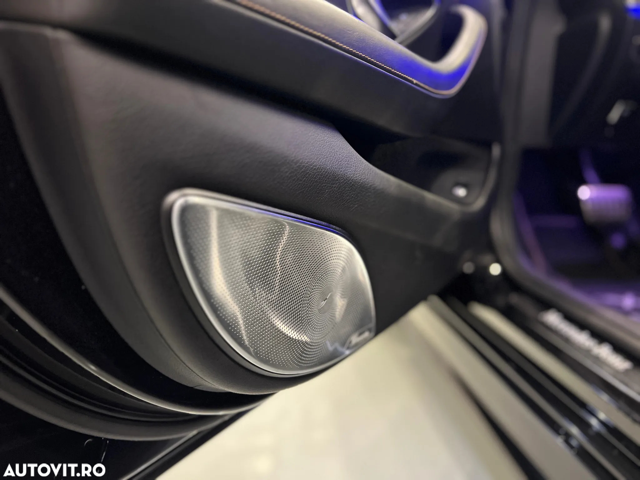 Mercedes-Benz CLS 450 4MATIC Aut - 24
