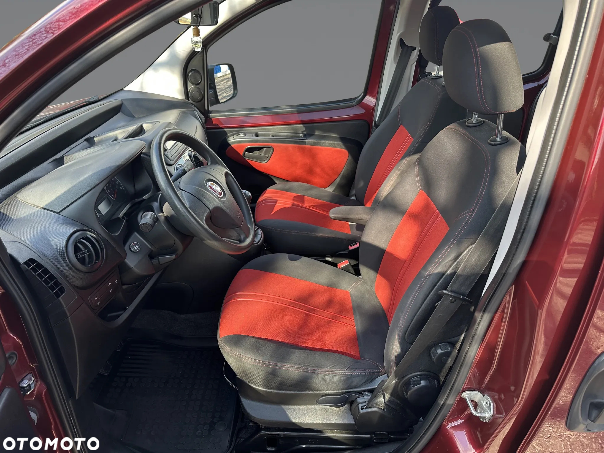 Fiat Qubo - 13