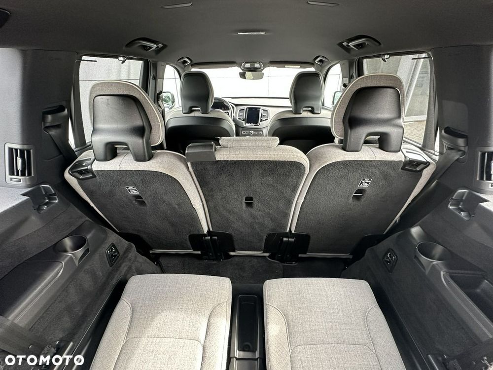Volvo XC 90 - 18