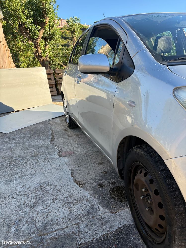 Toyota Yaris 1.0 VVT-i Motion - 4
