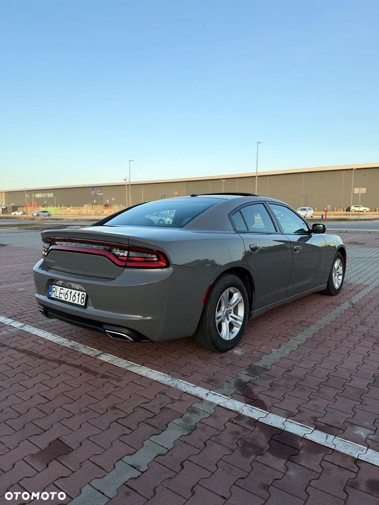 Dodge Charger - 12