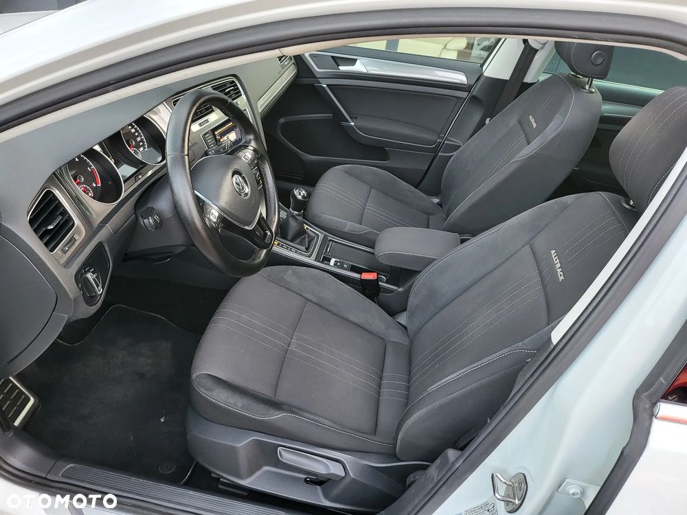 Volkswagen Golf Alltrack 1.6 TDI BMT 4Mot - 37