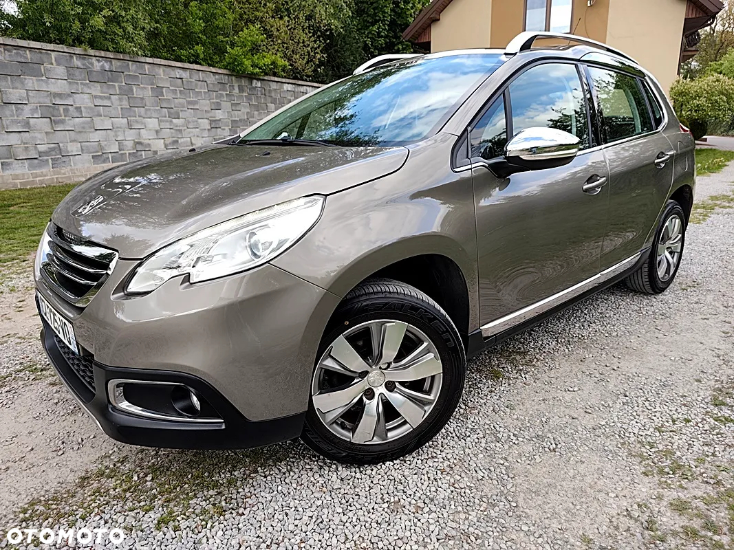 Peugeot 2008 1.2 Pure Tech Style - 18