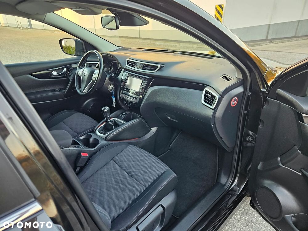 Nissan Qashqai 1.6 DIG-T Tekna+ - 27