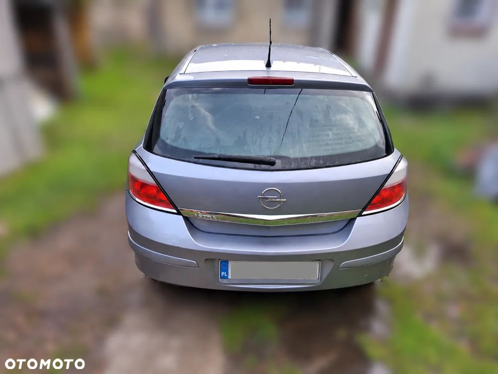 Opel Astra H 2006 photo 3