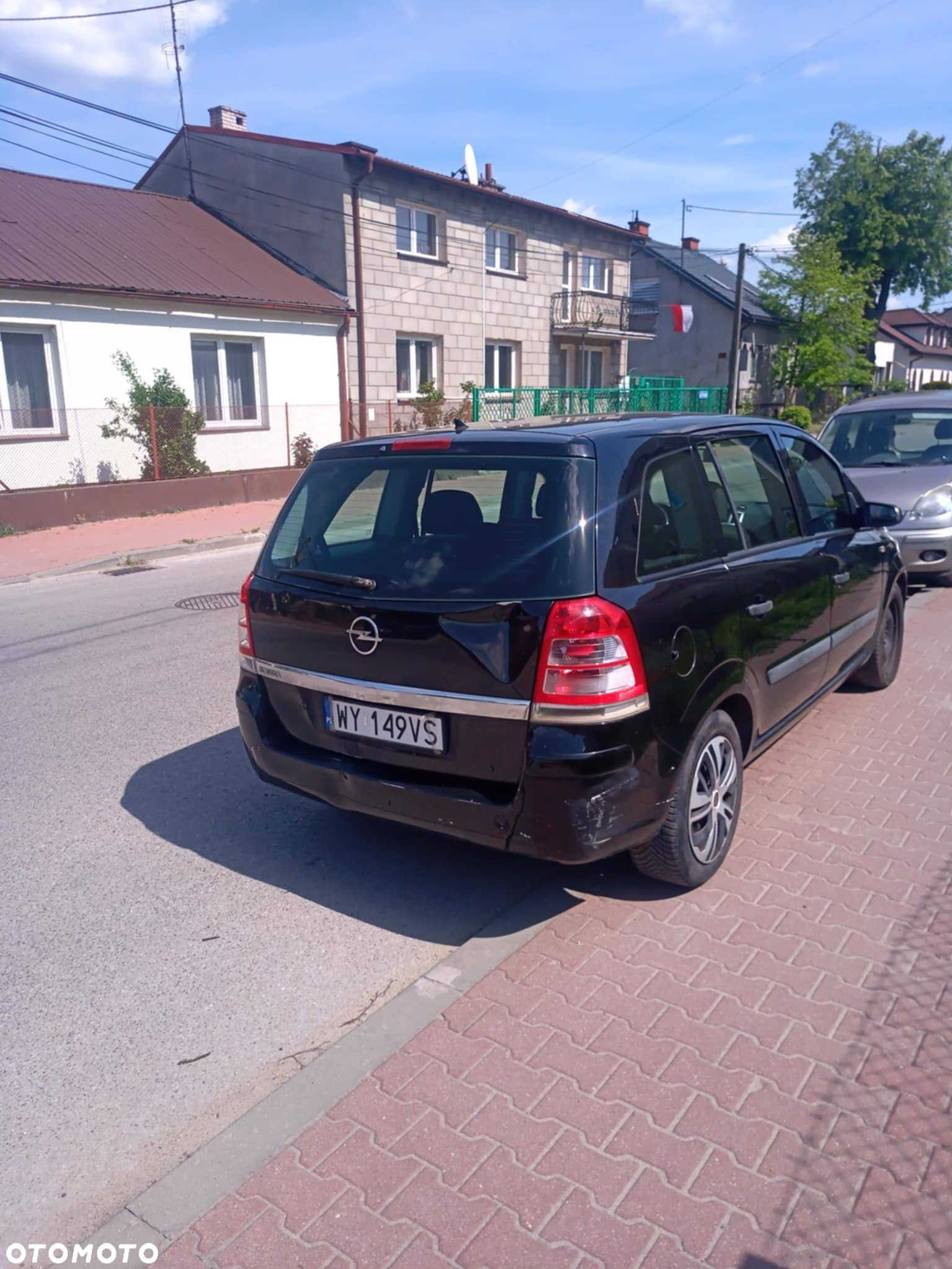 Opel Zafira 1.8 Enjoy - 2