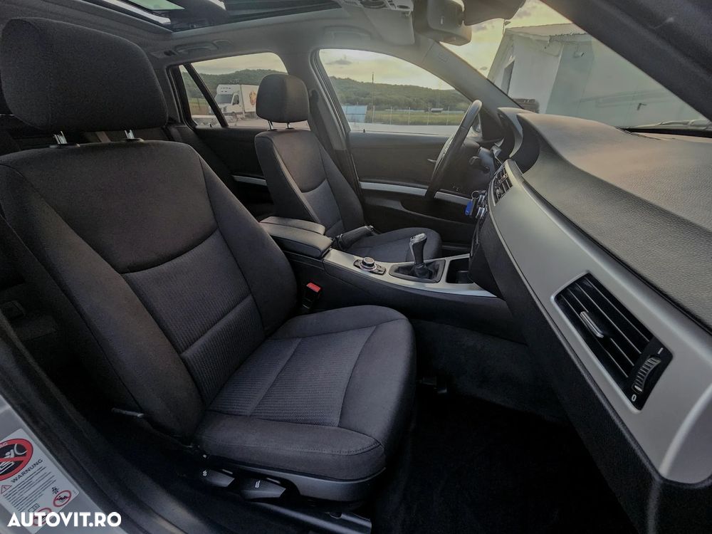 BMW Seria 3 318d DPF Touring Edition Exclusive - 13
