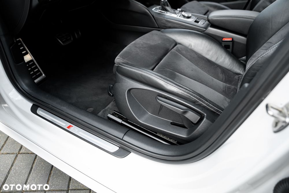 Audi S3 Sportback S tronic - 20