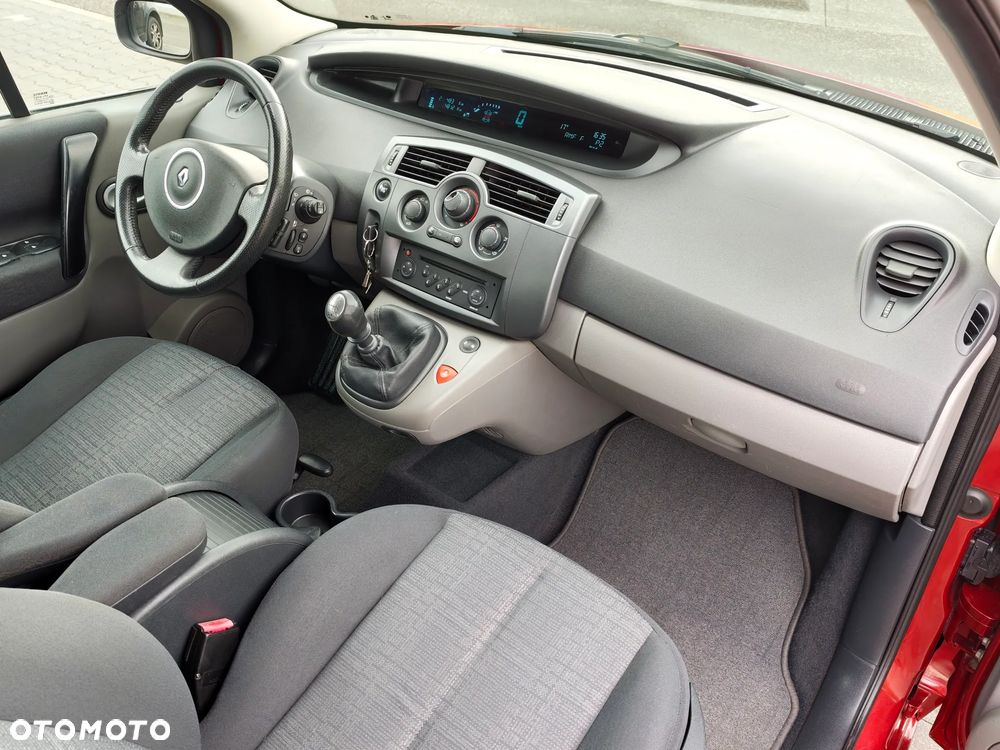 Renault Scenic - 13