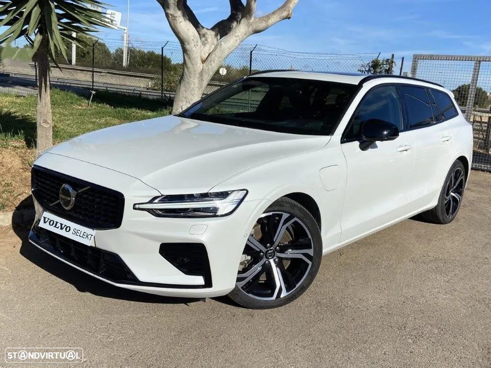 Volvo V60 2.0 T6 AWD TE Plus Dark - 1