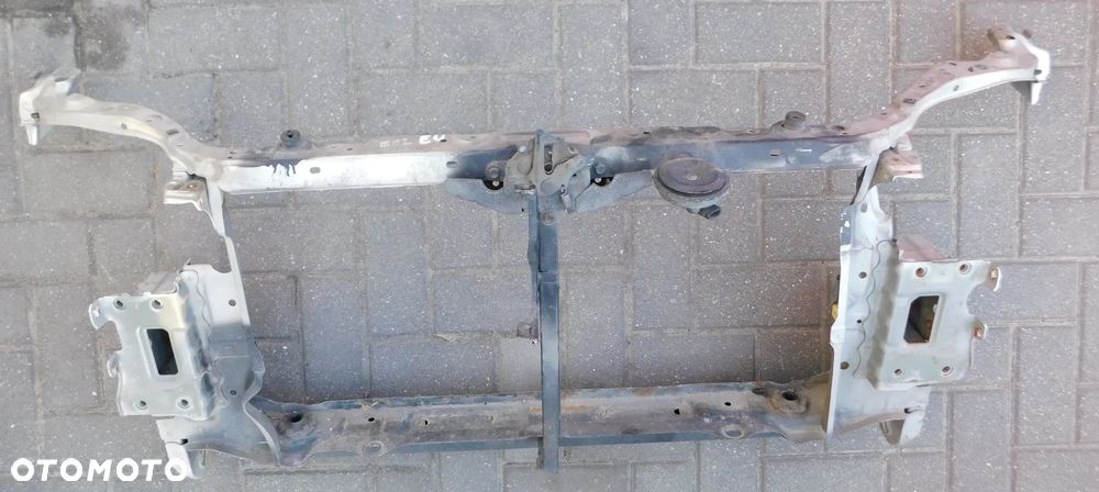 pas przedni wzmocnienie TOYOTA COROLLA E12 - 1
