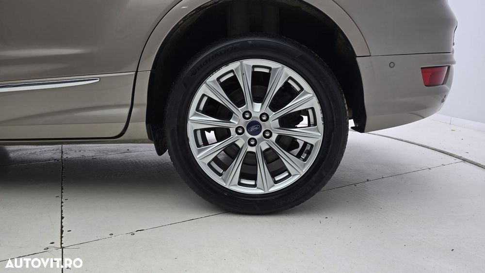Ford Kuga - 22