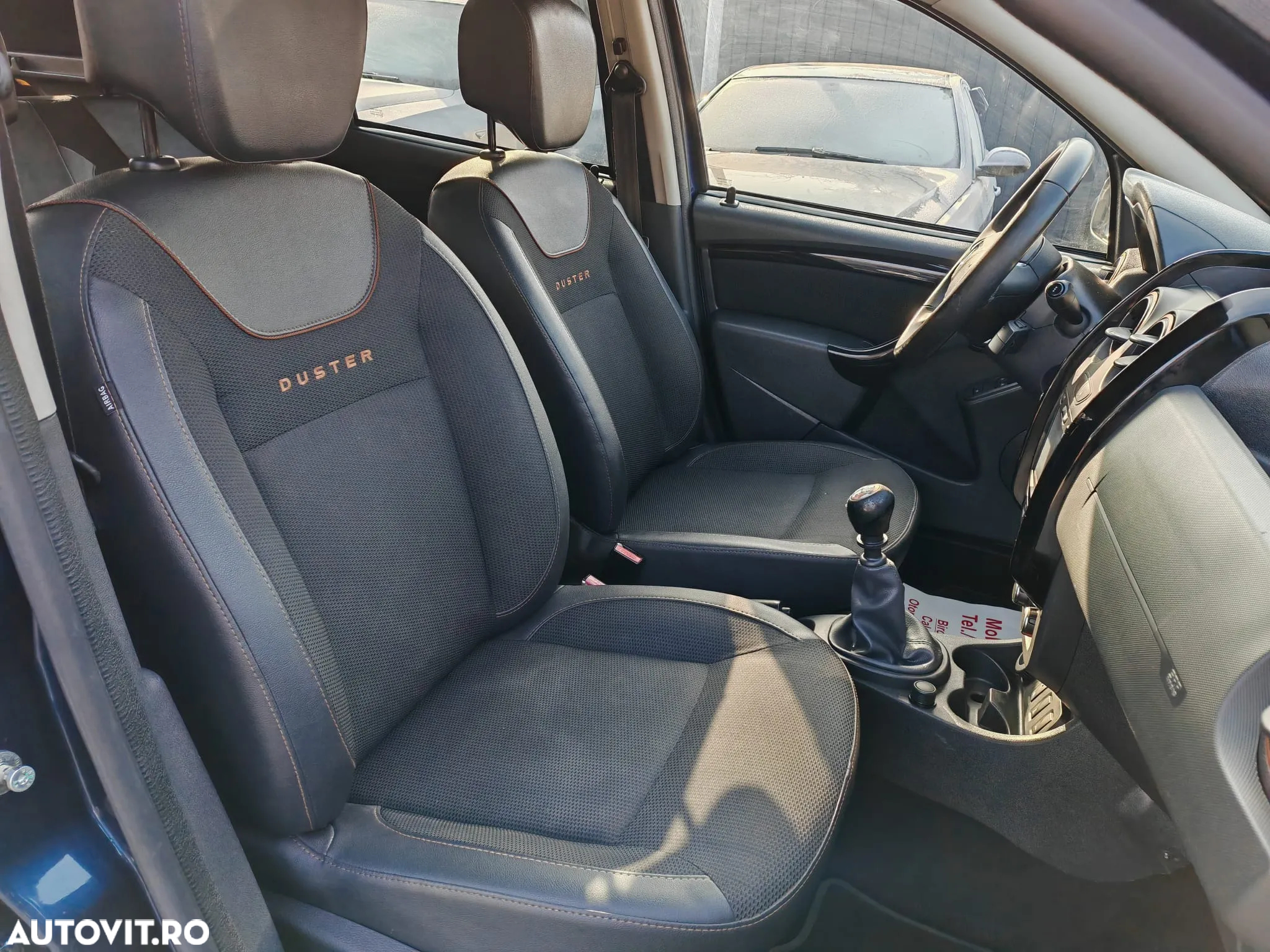 Dacia Duster 1.5 dCi 4x4 Laureate - 6